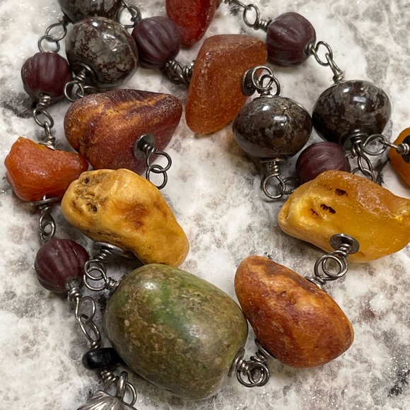 Handmade necklace: raw amber, Eastern turquoise, brecciated jasper, Czech glass - Picture 3 of 6